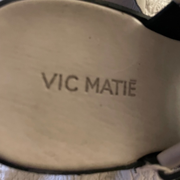 Vic mate black and beige size 6, made in Italy leather  platform and fun! - Picture 3 of 7